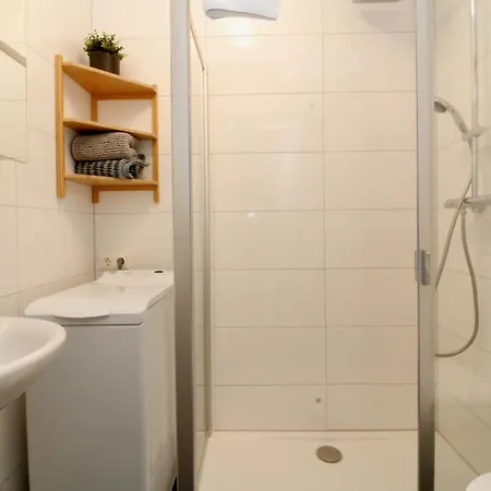 Flataid Annenstrasse Bahnhof Apartment
